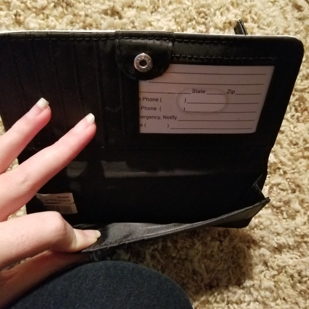 Wallet - Picture 3 of 4